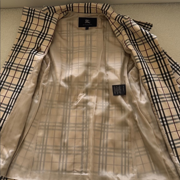 Burberry Black and Cream Plaid Trench Coat - Picture 10 of 10